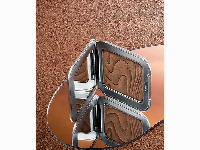 Hypernova Satin Matte Bronzer