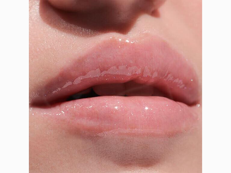 Resized Media/Lip Retreat Oil Oasis Glow