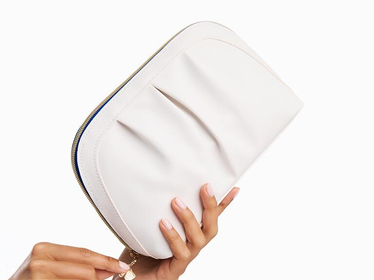 Resized Media/MayIn Hand BAGS 1014