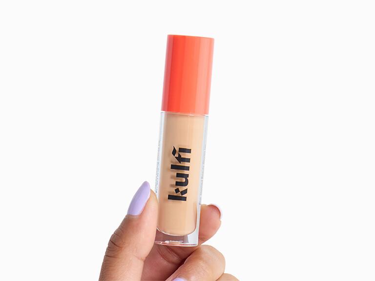 Resized Media/0225 BOXY Picks InHand KULFIBEAUTYCreaseProofConcealerMangoDrop 0851