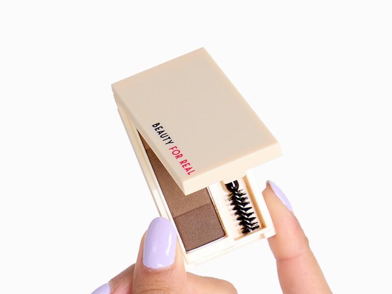 Resized Media/0225 BOXY Picks InHandsBEAUTYFORREALBrowMaxOmbreBrowPowderLight 0819