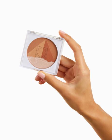 Resized Media/0226 EXTRA Choice OFRACOSMETICS 3DPyramid EgyptianClayBronzer 2835
