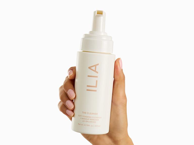 Resized Media/0226 OG AO InHand ILIABEAUTYTheCleanseSoftFoamingCleanser 2680