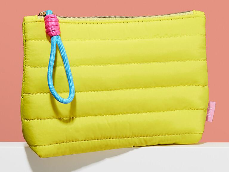 Resized Media/0324 Boxy Collateral 2 4x32