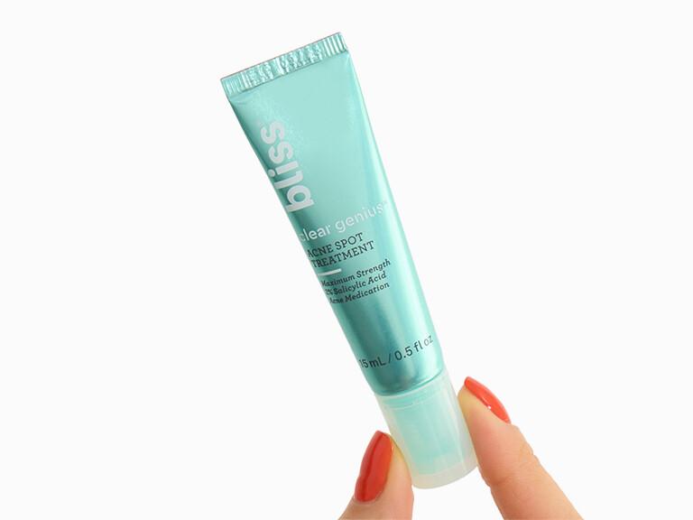 Resized Media/0325 BOXY AO InHand BLISSRoseGoldRescueGentleMoistureCream 4173