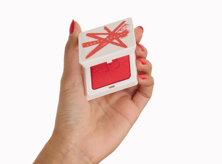 Resized Media/0325 BOXY Choice InHand FENTY BEAUTY Cheeks Suede Blush DAIQUIRI DIP 0543