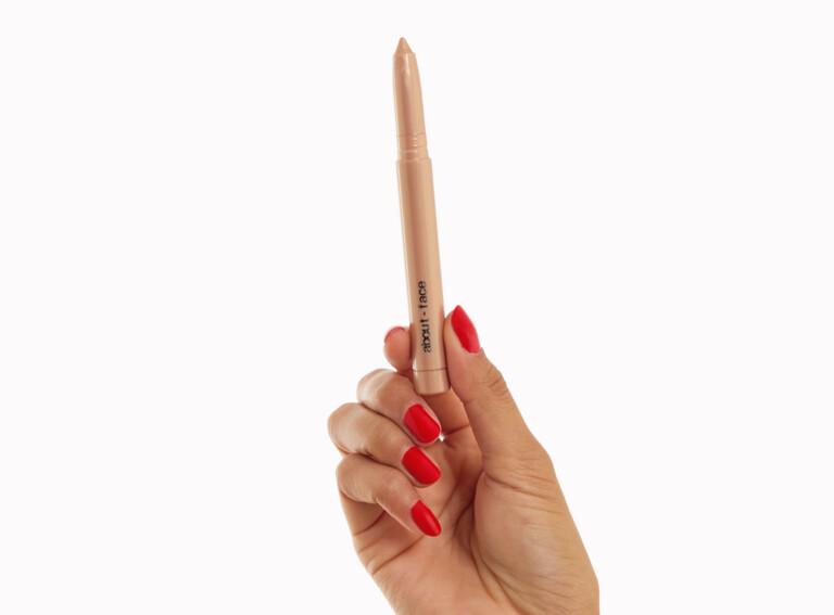 Resized Media/0325 GB AO InHand ABOUT FACE Shadowstick Miracle Mimosa 0153