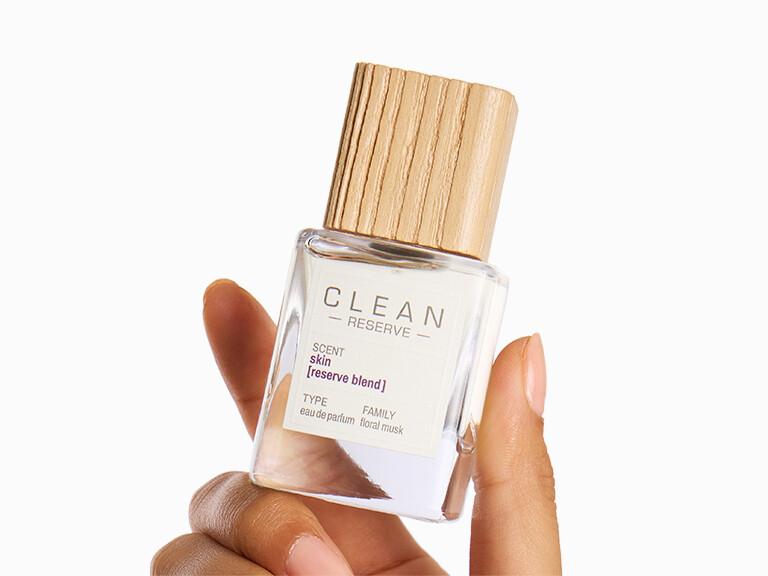 Resized Media/0326 OG AO InHand CLEANCOLLECTIVECleanReserveSkin 3025
