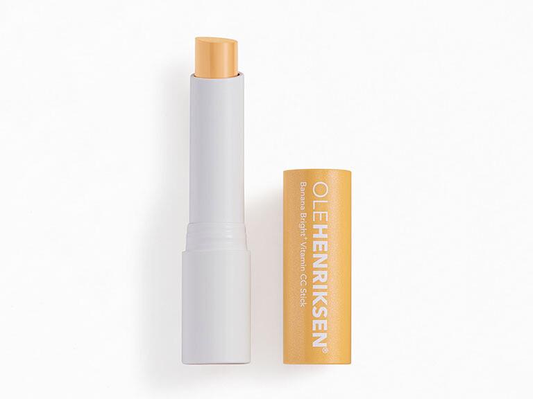 Resized Media/0423boxy OLEHENRIKSENBananaBright VitaminCCStickinBanana