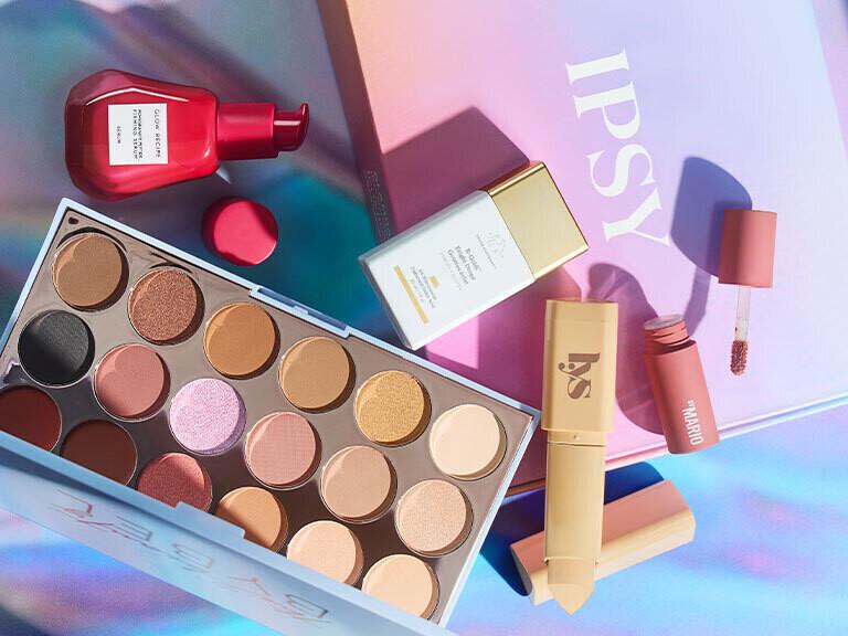 MoistureGlow™ Plumping Lip Color