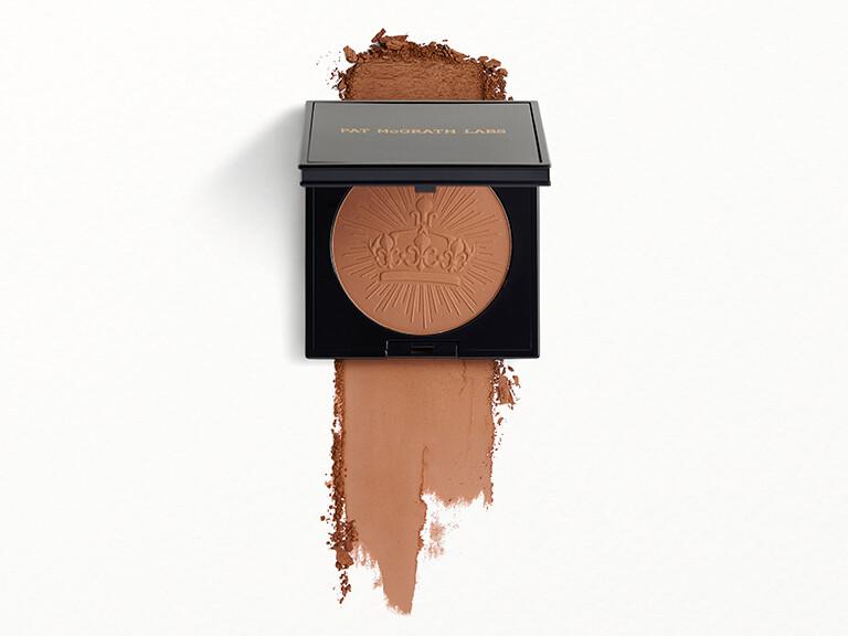 Resized Media/052124 PATMCGRATHLABSDivineBronzer InDesertGlow Swatch Slide90 4x3 8882 1