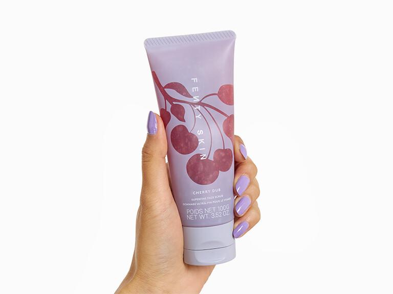 Resized Media/0525 BOXY Choice InHand FENTYSKINCherryDubCleansingFaceScrub 6640
