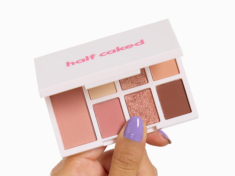 Resized Media/0525 GB Choice InHand HALFCAKEEyeandCheekPalette Duality1 6411