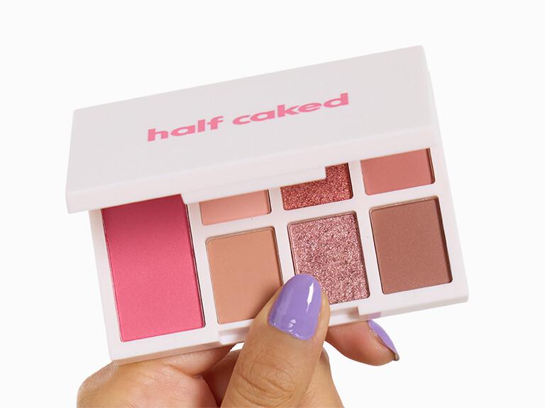 Resized Media/0525 GB Choice InHand HALFCAKEEyeandCheekPalette Duality2 6406