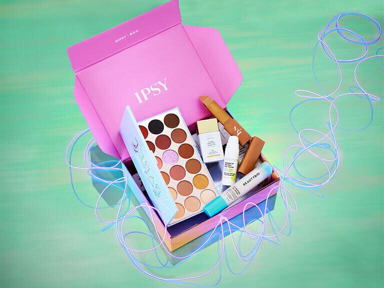 Triple Fix Skin Tint Blurring Foundation Stick