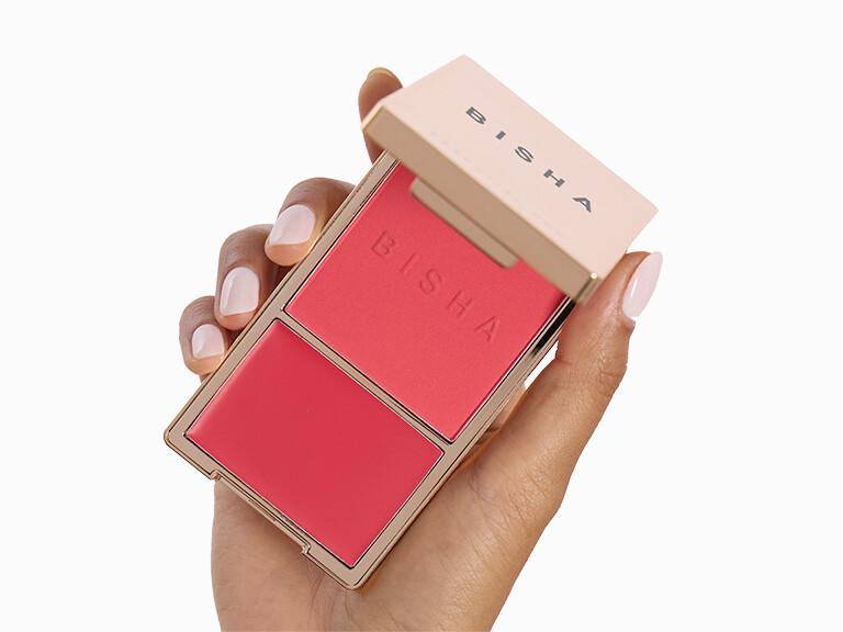 Resized Media/0725 BOXY Choice InHand BISHABishaCream PowderDuoBlush Peach LightMedDark 1355