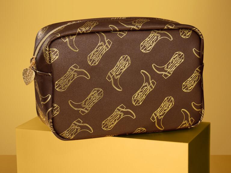 Resized Media/081125 0925 LEMysteryBag Duo Slide19 1x1 28695