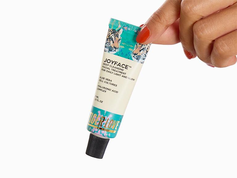 Resized Media/0825 GB Choice InHand TIGERLOVEJOYFACEDeepCleansingFacialTreatment 397