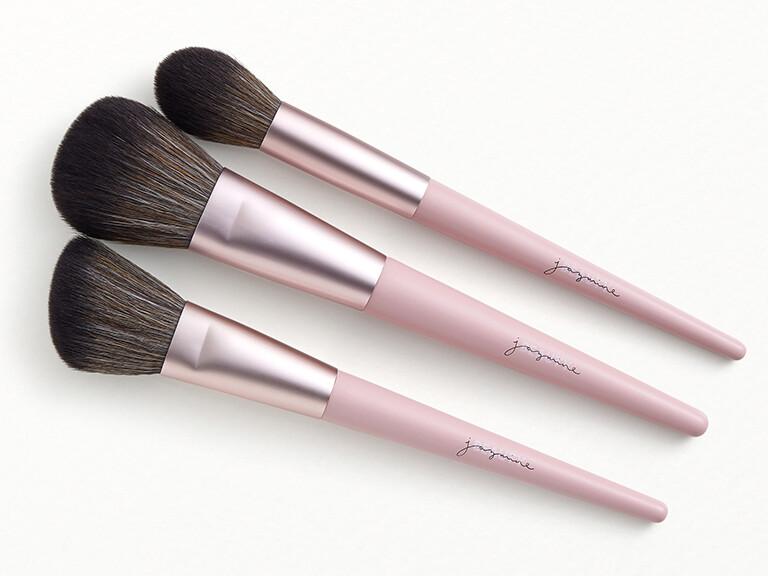 Resized Media/0923boxycharm JAZMINEBEAUTYComplexionEssentialsBrushSet