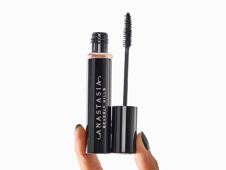 Resized Media/0925 BOXY Choice InHand ANASTASIABEVERYLYHILLSLashSculptLengthening VolumizingMascaraBlack Black 4245