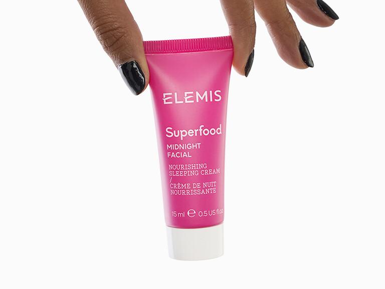 Resized Media/0925 GB Choice InHand ElemisMidnightFacial 4152