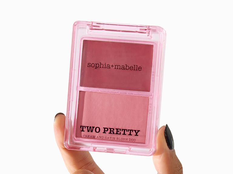 Resized Media/0925 GB Choice InHand SOPHIA MABELLETWOPRETTYCREAM POWDERBLUSHDUO TannedandTipsy 4133