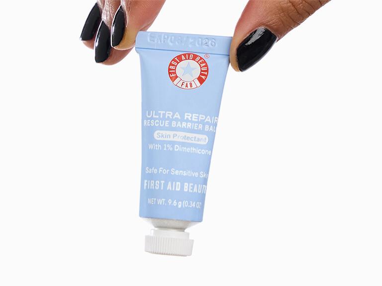Resized Media/1025 GB AO InHand FIRSTAIDBEAUTYUltraRepairRescueBarrierBalm 6489