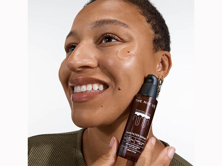 Resized Media/1039880 TNC MODEL 1x1 SKINFILTERSERUM2