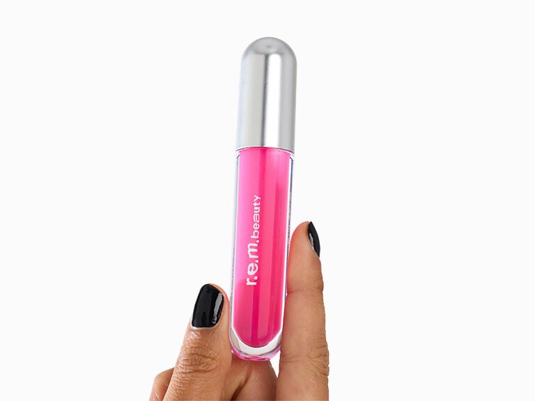 Resized Media/11025 BOXY Choice InHand SLIDE24 R E M BEAUTYEssentialDripGlossyBalm Strawberrysoda 6430