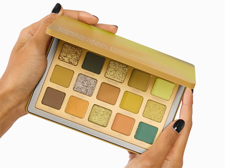 Resized Media/1125 InHands IPSYUltimate NATASHADENONAYUCCAPALETTE 4631