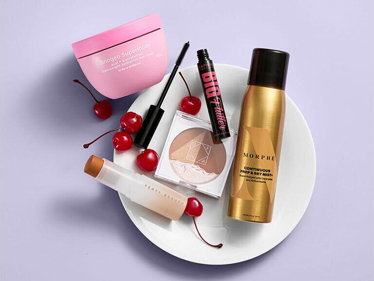 Resized Media/121125 0226 PINKS SNEAKP Slide23 1x1 4401 2