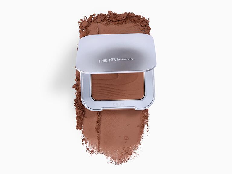 Resized Media/1R E M BEAUTYHypernovaSatinMatteBronzerCoco Nut Wswatch 1159