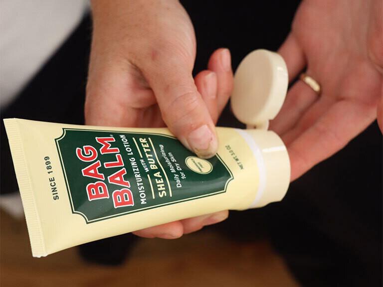 Resized Media/BAGMBOD1063662 BAGBALM MOISTURIZINGLOTION 3OZ 3