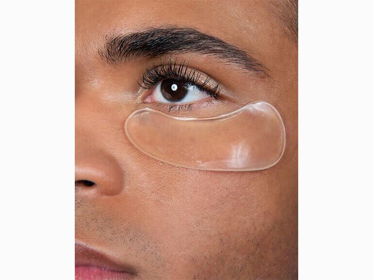 Resized Media/BORBOLETA COOLDOWN CALMING EYE MASKS Sample LIFESTYLE 2