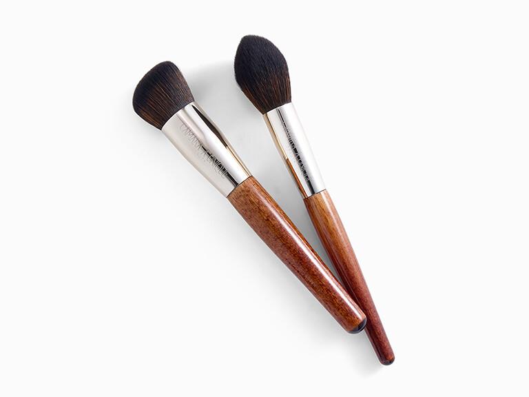 Resized Media/CAMARAAUNIQUEVirtuousWomanBrushSetVol 2