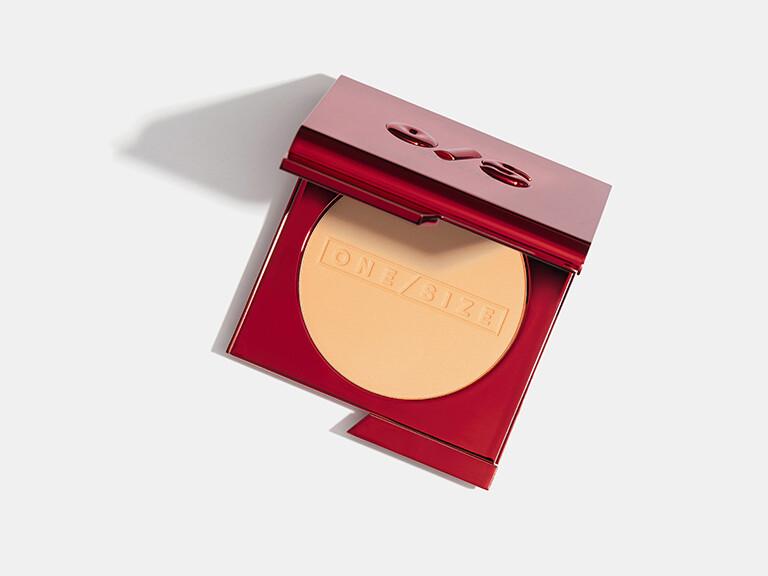 Resized Media/Collateral OneSizeTurnUptheBasePowderFoundation Medium4