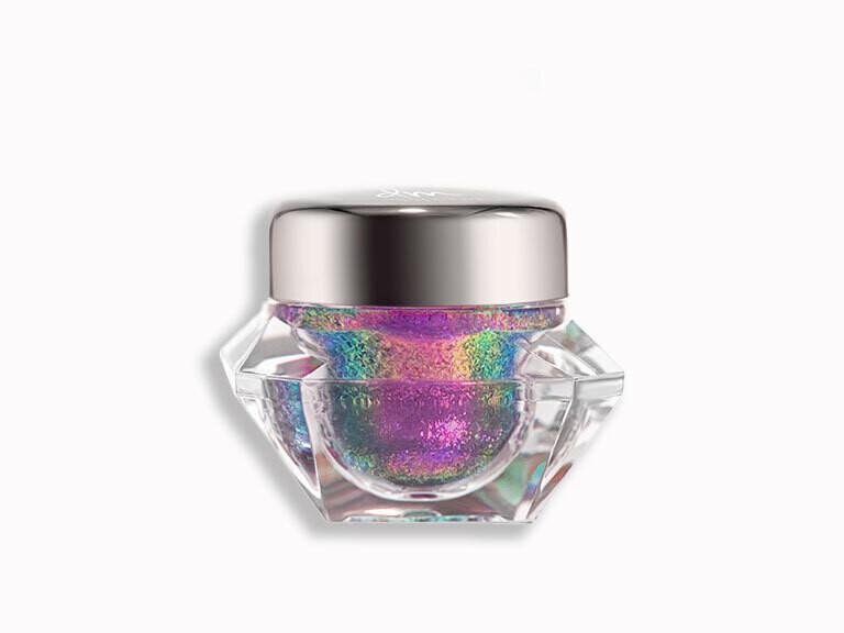 Resized Media/DANEEYE1063483 DANESSAMYRICKS CHROMEFLAKES KISSME FULL 1