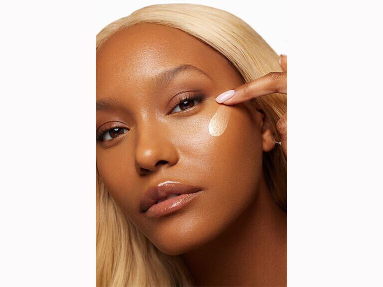 Resized Media/DANESSAMYRICKS LOVEANDLIGHTOIL SUNRAY 2