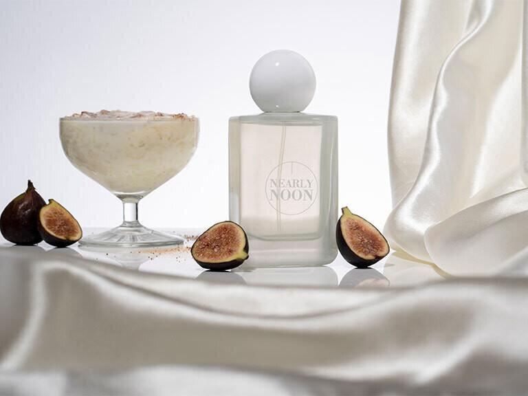 Resized Media/DEFIFRA1071571 DefineMe NearlyNoon1 Full