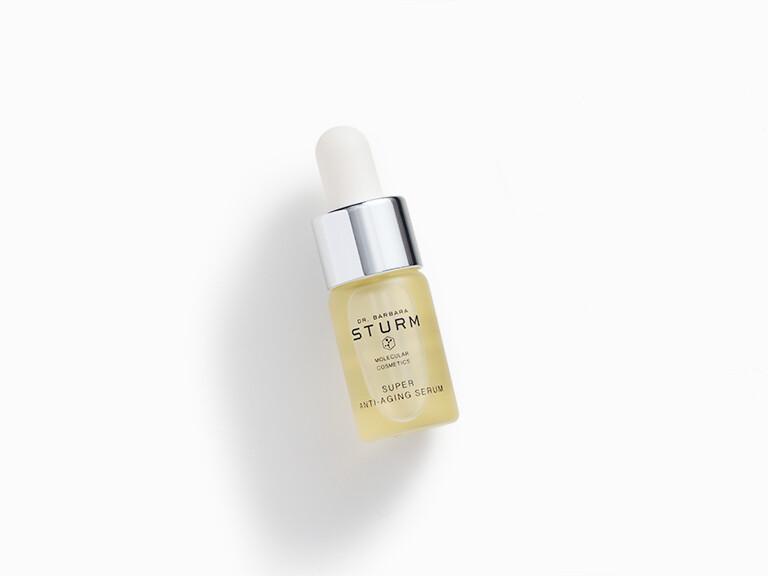 Resized Media/DRBATRT1058039DR BARBARASTURMSuperAntiAgingSerum 1