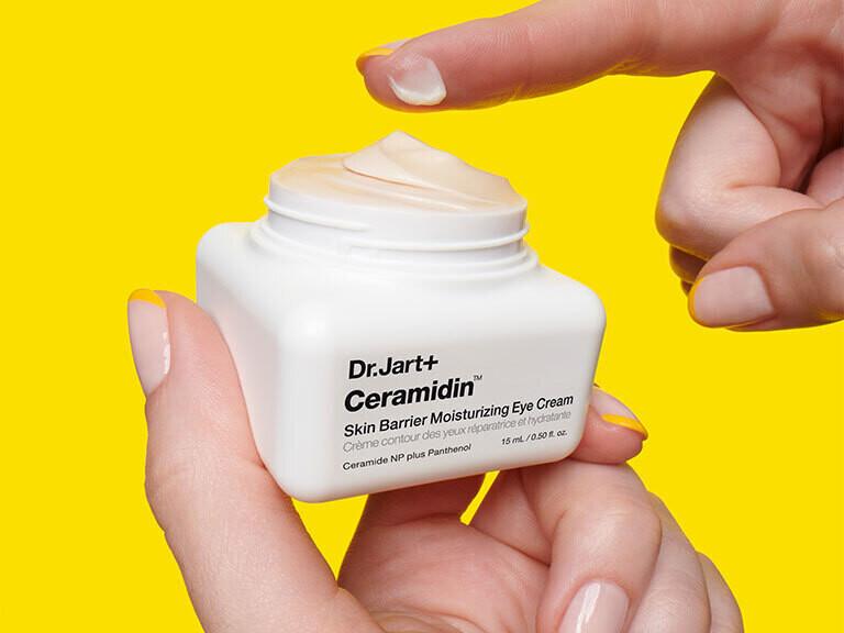 Resized Media/DRJAEYC1067600 DRJART CERAMIDIN EYECREAM FULLSIZE LIFESTYLE