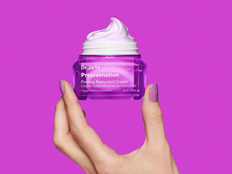 Resized Media/DRJAMST1073952 DRJART PREJUVENATIONCREAM FULL LIFESTYLE