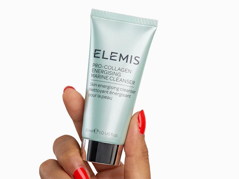 Resized Media/ELEMISProCollagenEnergisingMarineCleanser InHand 1957