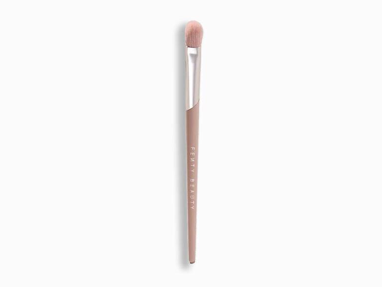 Resized Media/FNTYATL2000002 FENTY BEAUTY Precision Blending Brush 230