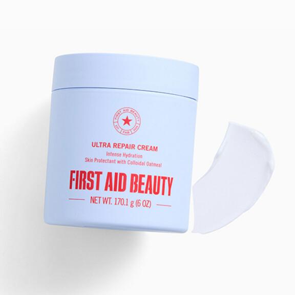 Resized Media/First Aid Beauty Ultra Repair Cream Swatch