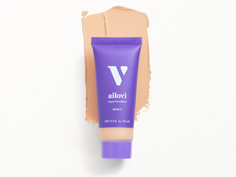 Resized Media/GB AiloviLiquidFoundationinBeige2 Swatch