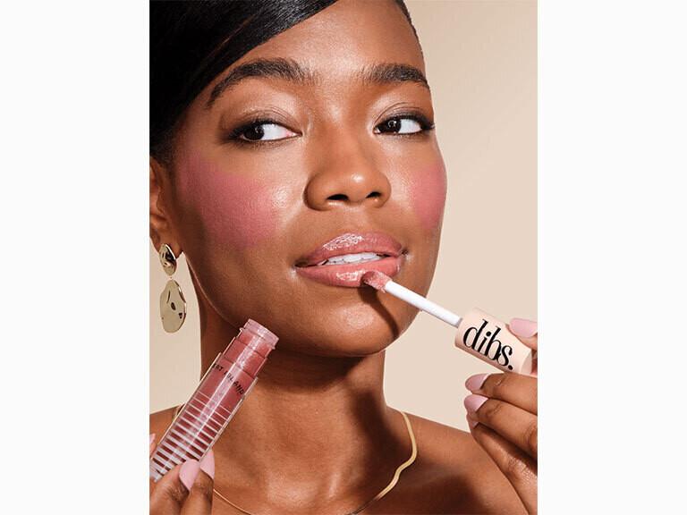Resized Media/GlossyBalm MIMS Lifestyle2