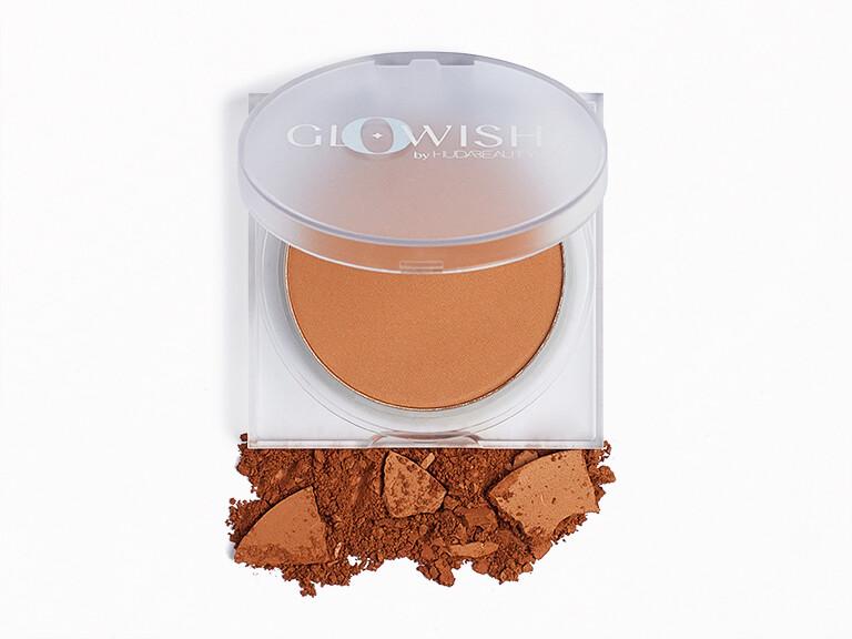 GloWish Luminous Pressed Powder