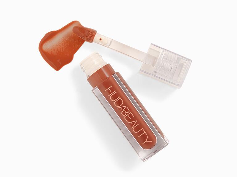 Resized Media/HudaFauxFillerLipGlossFoxywithswatch