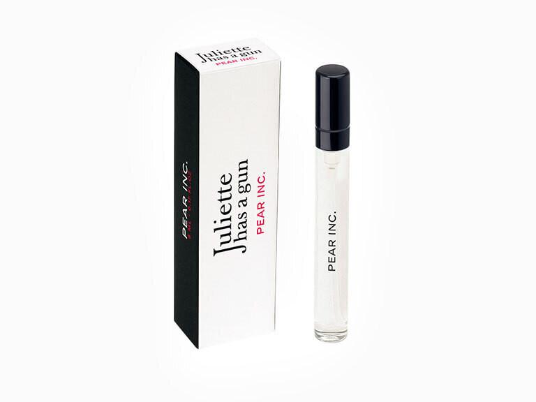 Resized Media/JULIFRA1059272 JULIETTEHASAGUN PEARINC SAMPLE